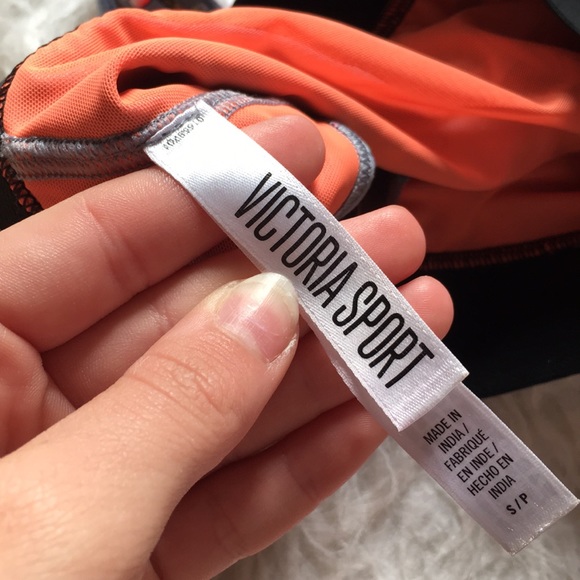 VICTORIAS SECRET SPORTS BRA - Picture 3 of 4